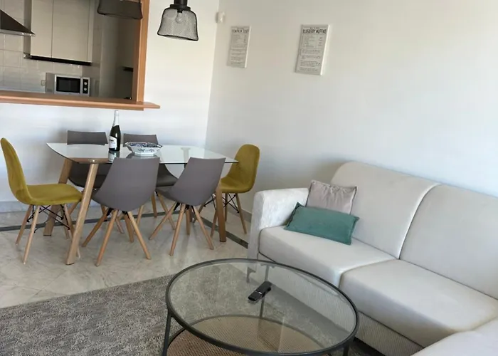 Homelystay - Marbella, Marina Banus