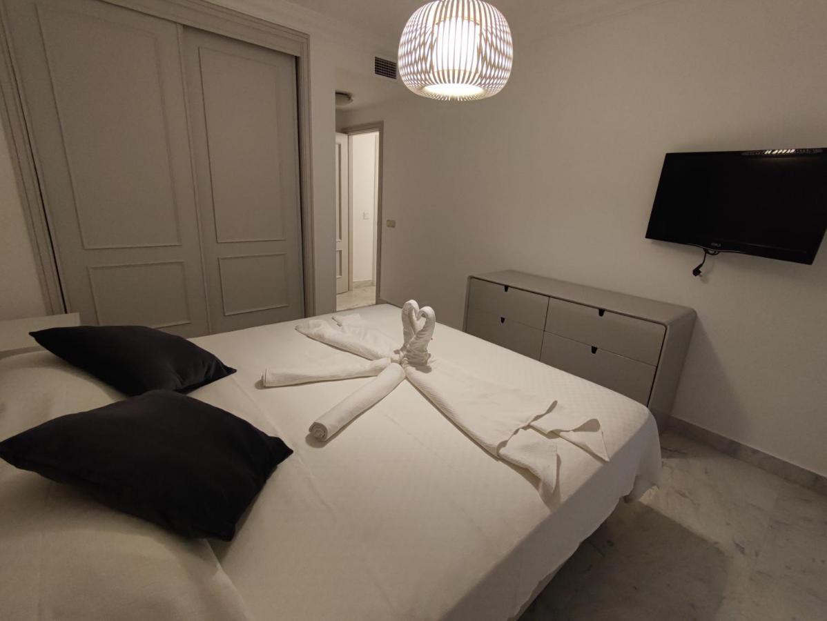 Homelystay - Marbella, Marina Banus Apartament Marbella